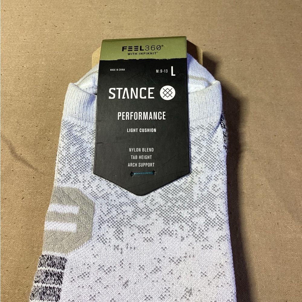 Stance Performance Light Cushion Run Tab ST White M: 9-13 L - Picture 2 of 4